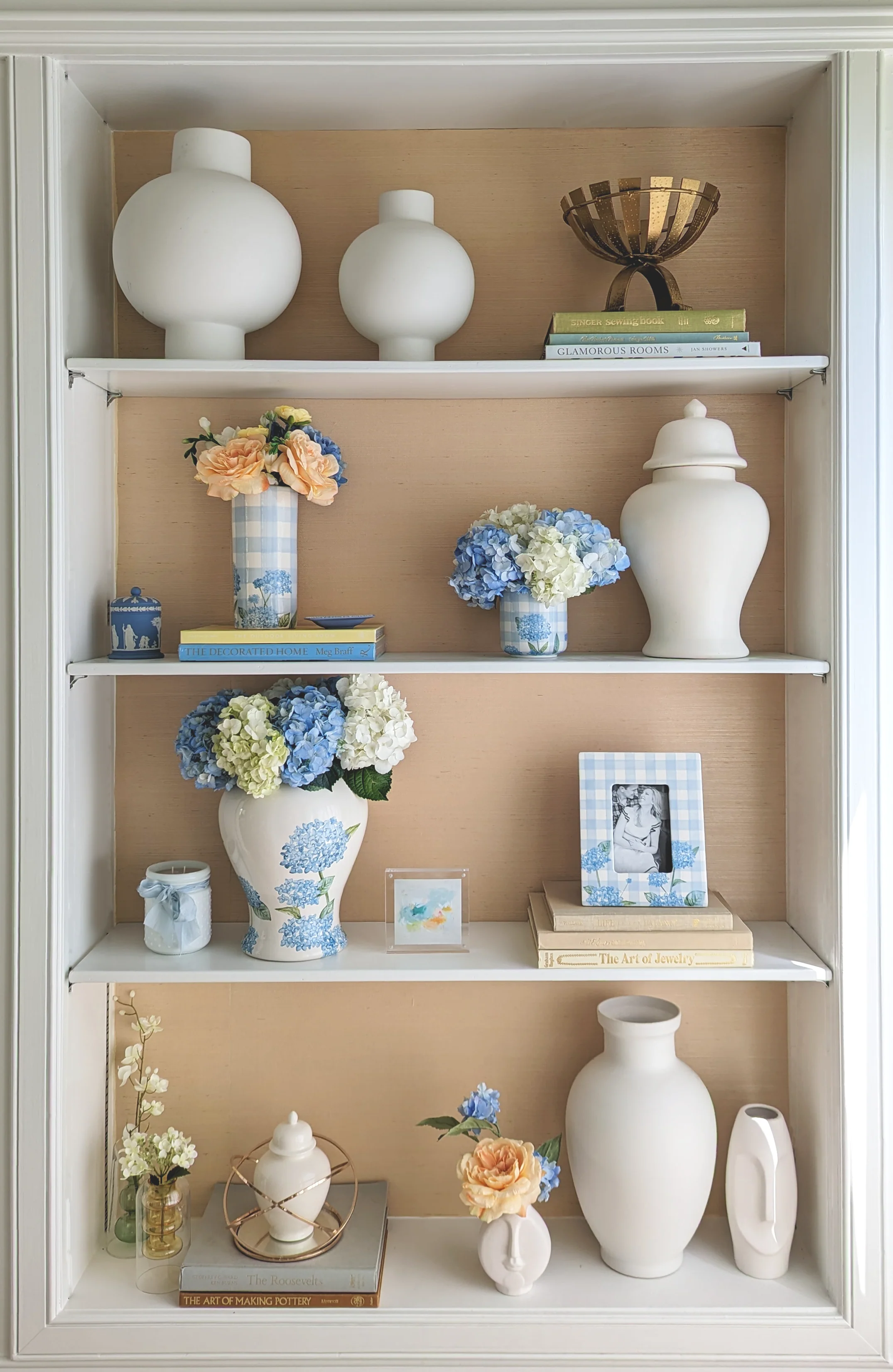 Lo Home x Chapple Chandler Gingham Photo Frame with Hydrangea Accents - Image 4
